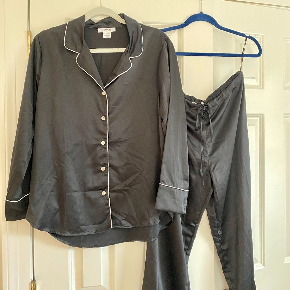 Natori Private Luxuries Black Satin Pajama Set Size Medium